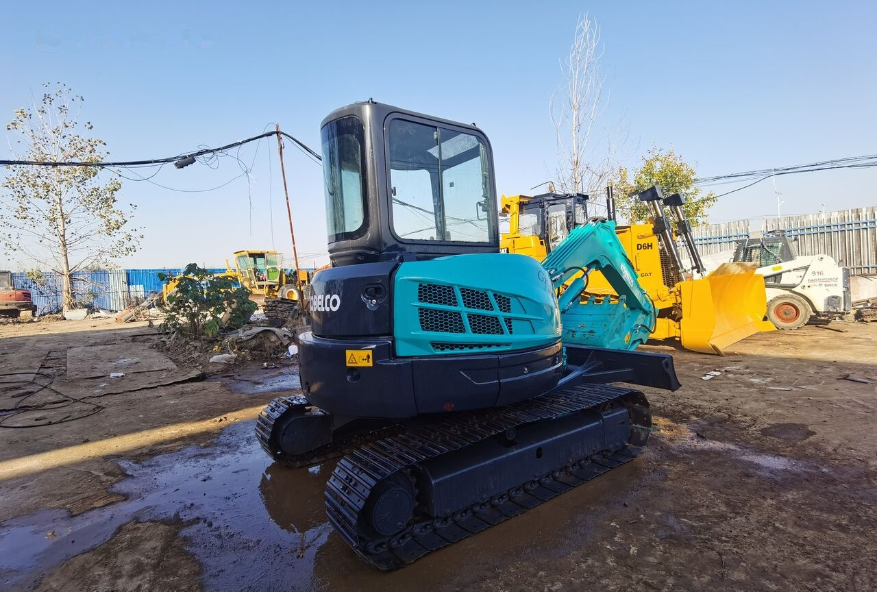 Kobelco SK55SR - Мини-экскаватор: фото 1 Kobelco SK55SR - Мини-экскаватор: фото 1