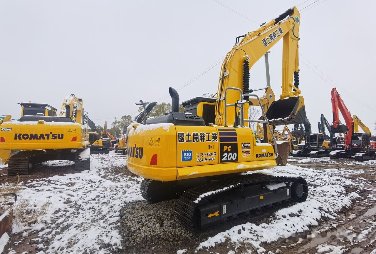 Komatsu PC200-8 - Гусеничный экскаватор: фото 3 Komatsu PC200-8 - Гусеничный экскаватор: фото 3