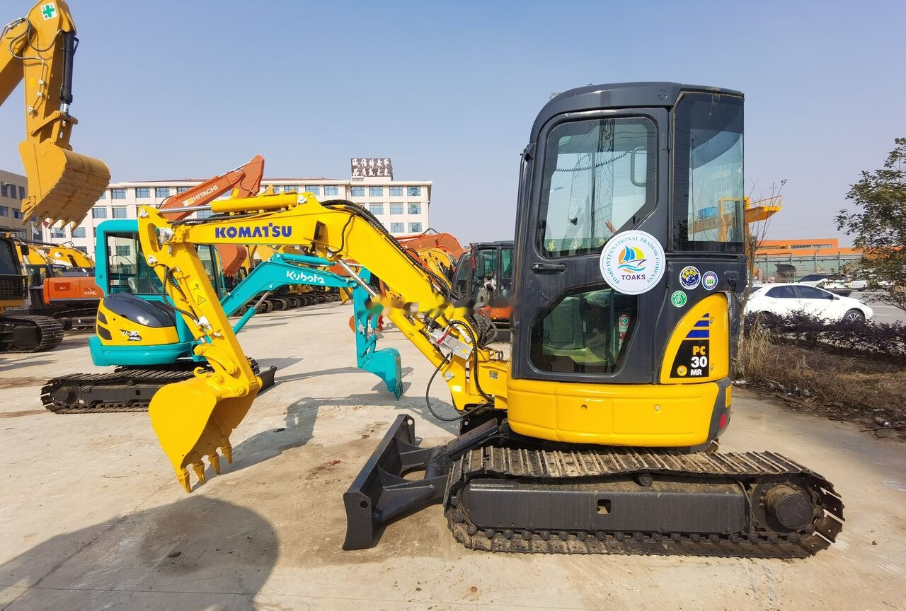 Komatsu PC30MR - Мини-экскаватор: фото 2 Komatsu PC30MR - Мини-экскаватор: фото 2