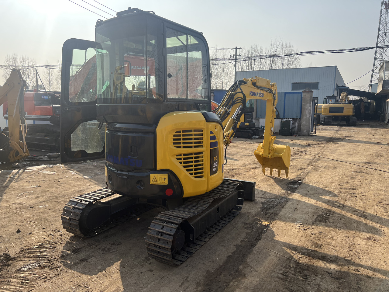 Komatsu PC30MR - Мини-экскаватор: фото 3 Komatsu PC30MR - Мини-экскаватор: фото 3