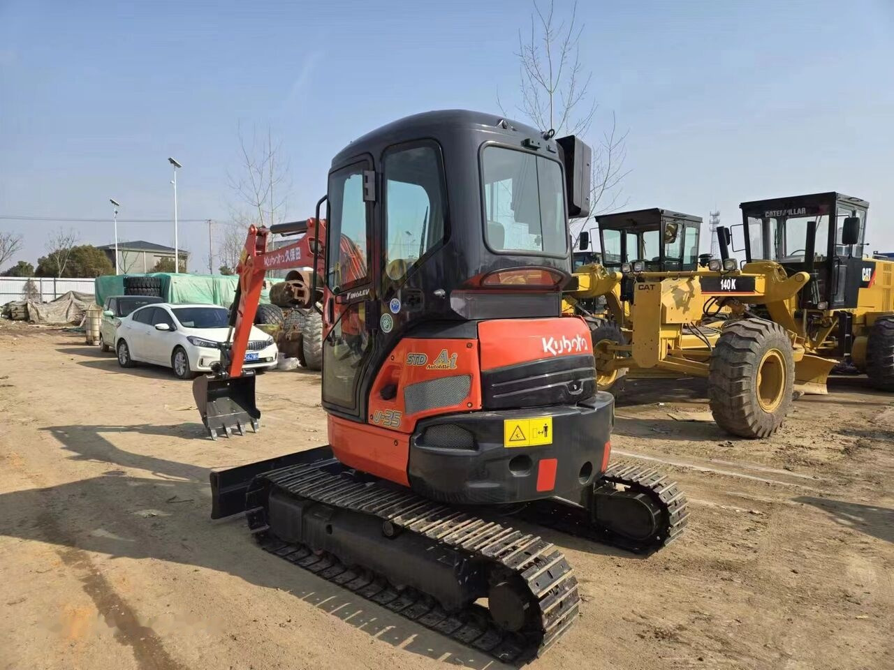 Kubota U35 - Мини-экскаватор: фото 4 Kubota U35 - Мини-экскаватор: фото 4
