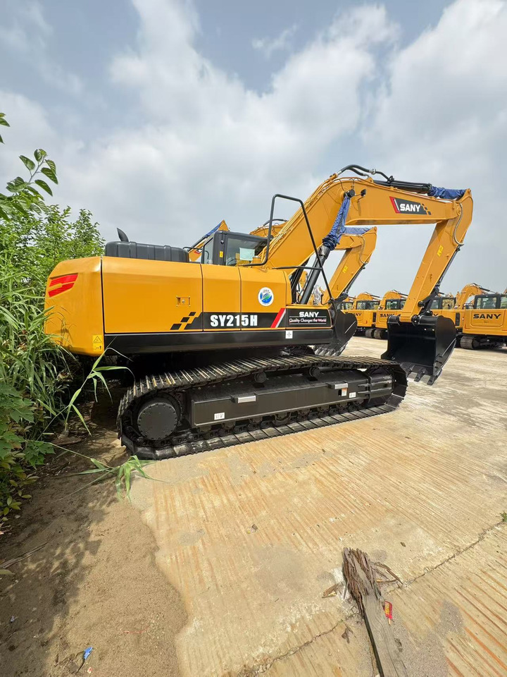 SANY SY215 - Гусеничный экскаватор: фото 2 SANY SY215 - Гусеничный экскаватор: фото 2