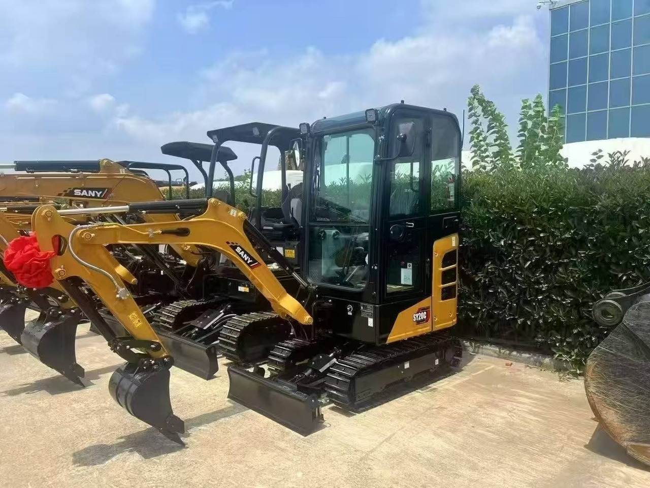 SANY SY60C - Мини-экскаватор: фото 2 SANY SY60C - Мини-экскаватор: фото 2