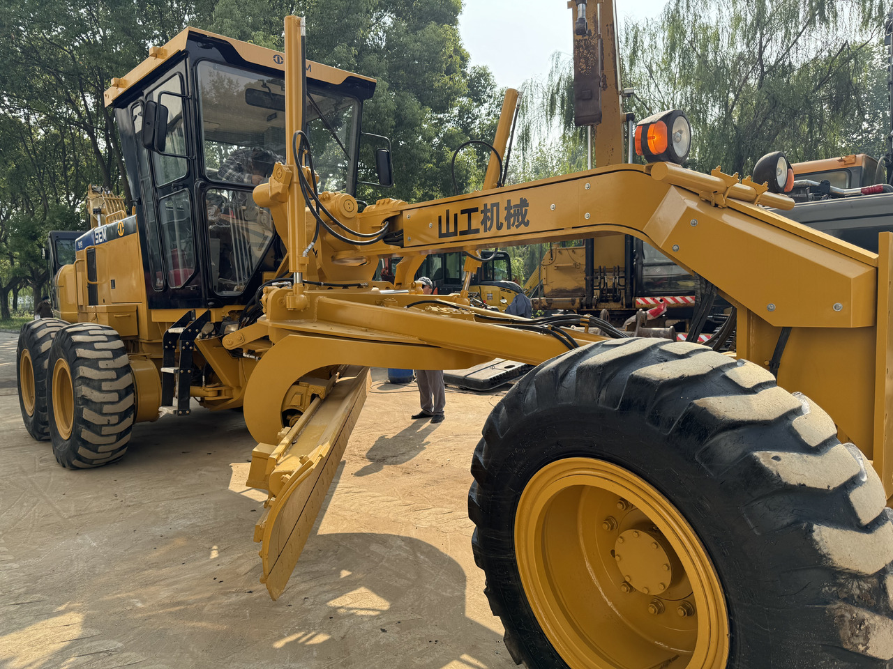 SEM 919 - Грейдер: фото 5 SEM 919 - Грейдер: фото 5