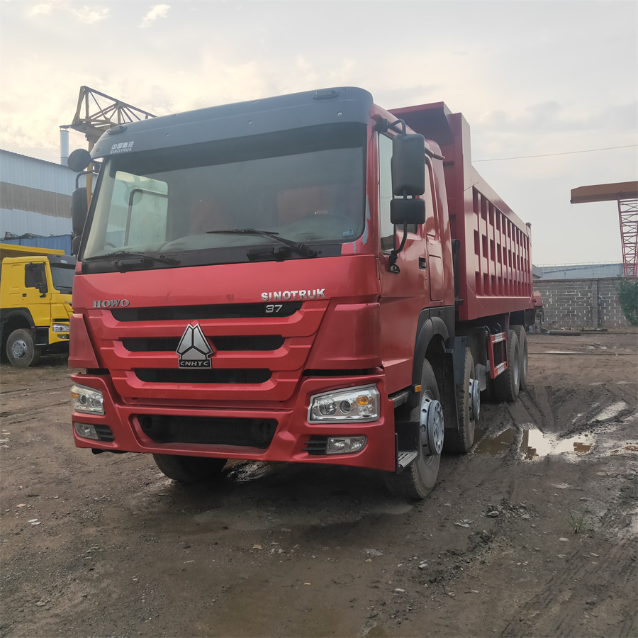 SINOTRUK HOWO - Самосвал: фото 1 SINOTRUK HOWO - Самосвал: фото 1