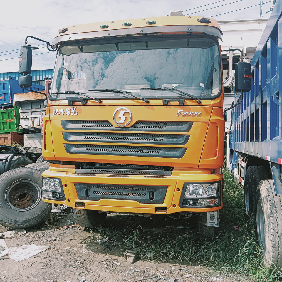 SHACMAN F3000 - Тягач: фото 1 SHACMAN F3000 - Тягач: фото 1