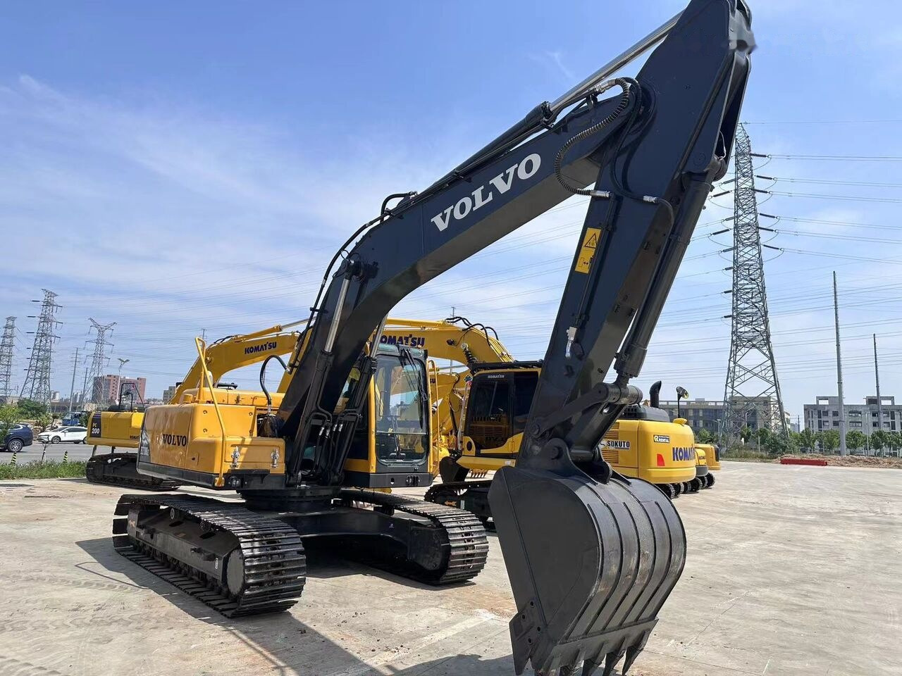 Volvo EC210BLC - Гусеничный экскаватор: фото 3 Volvo EC210BLC - Гусеничный экскаватор: фото 3