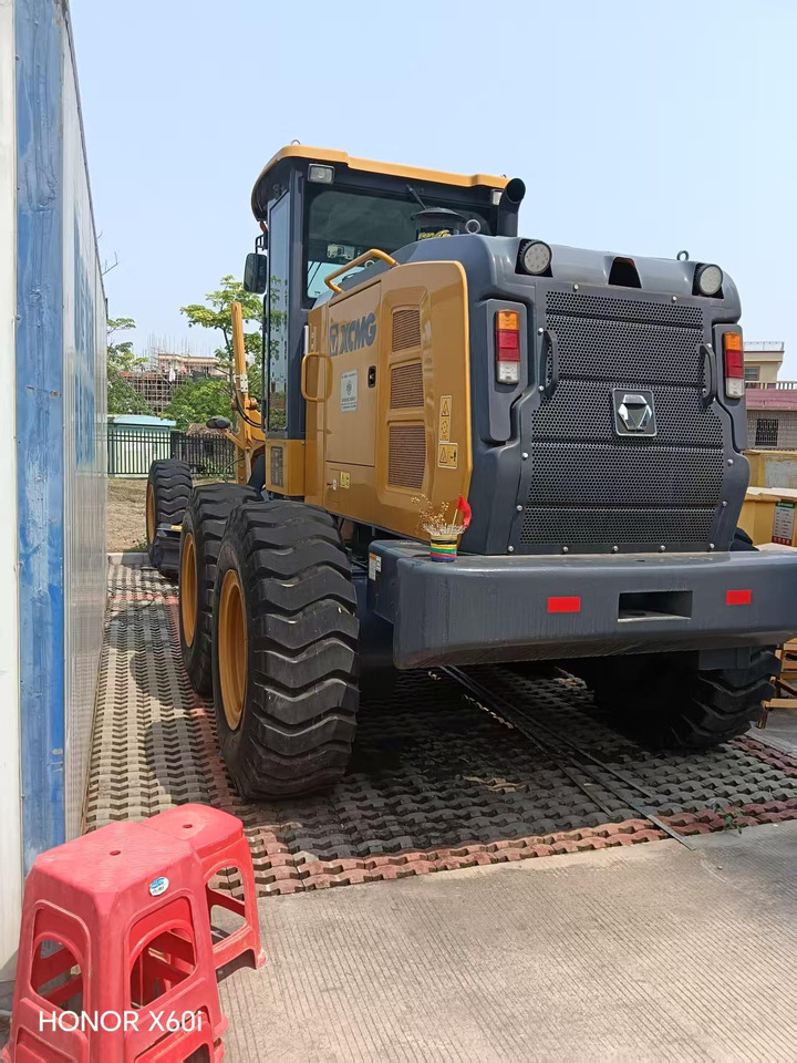 XCMG GR1653 - Грейдер: фото 4 XCMG GR1653 - Грейдер: фото 4