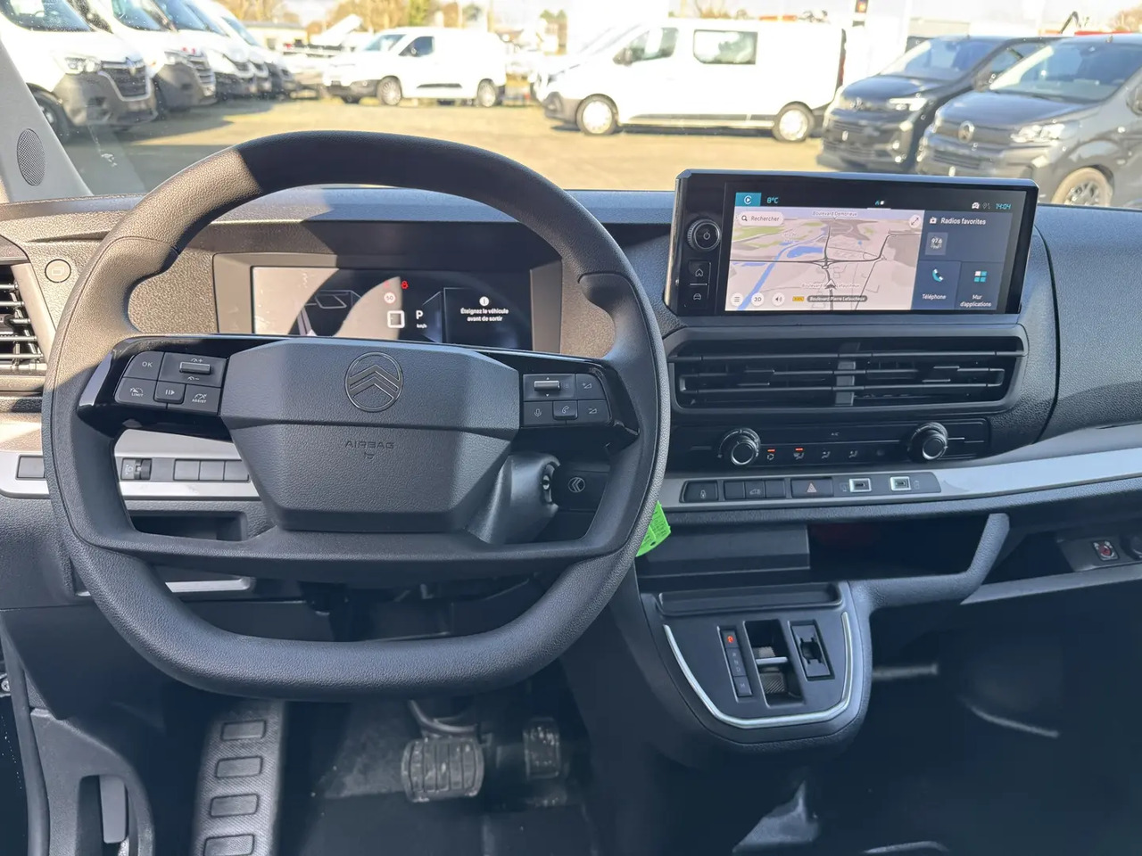 Citroen Jumpy XL 2.0 BLUEHDI 180CH S&S PACK PREMIUM CONNECT EAT8 - Цельнометаллический фургон: фото 3 Citroen Jumpy XL 2.0 BLUEHDI 180CH S&S PACK PREMIUM CONNECT EAT8 - Цельнометаллический фургон: фото 3