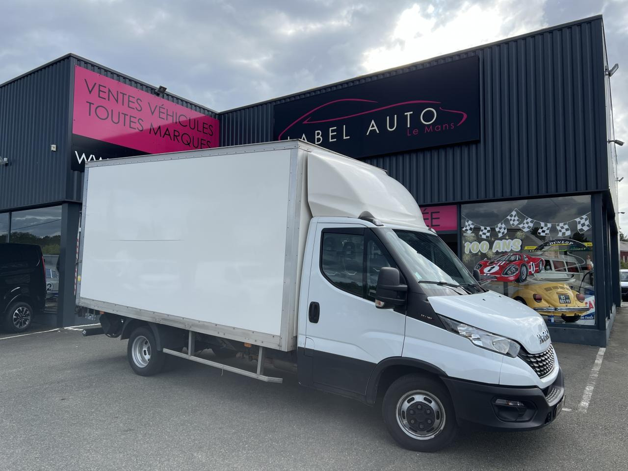 IVECO Daily 35 C 16 S&S (Quad-Leaf) CHASSIS CABINE 2014 35C/35S Chassis cabine 35 C Epmt.4.1 PHASE 4 - Малотоннажный фургон: фото 5 IVECO Daily 35 C 16 S&S (Quad-Leaf) CHASSIS CABINE 2014 35C/35S Chassis cabine 35 C Epmt.4.1 PHASE 4 - Малотоннажный фургон: фото 5