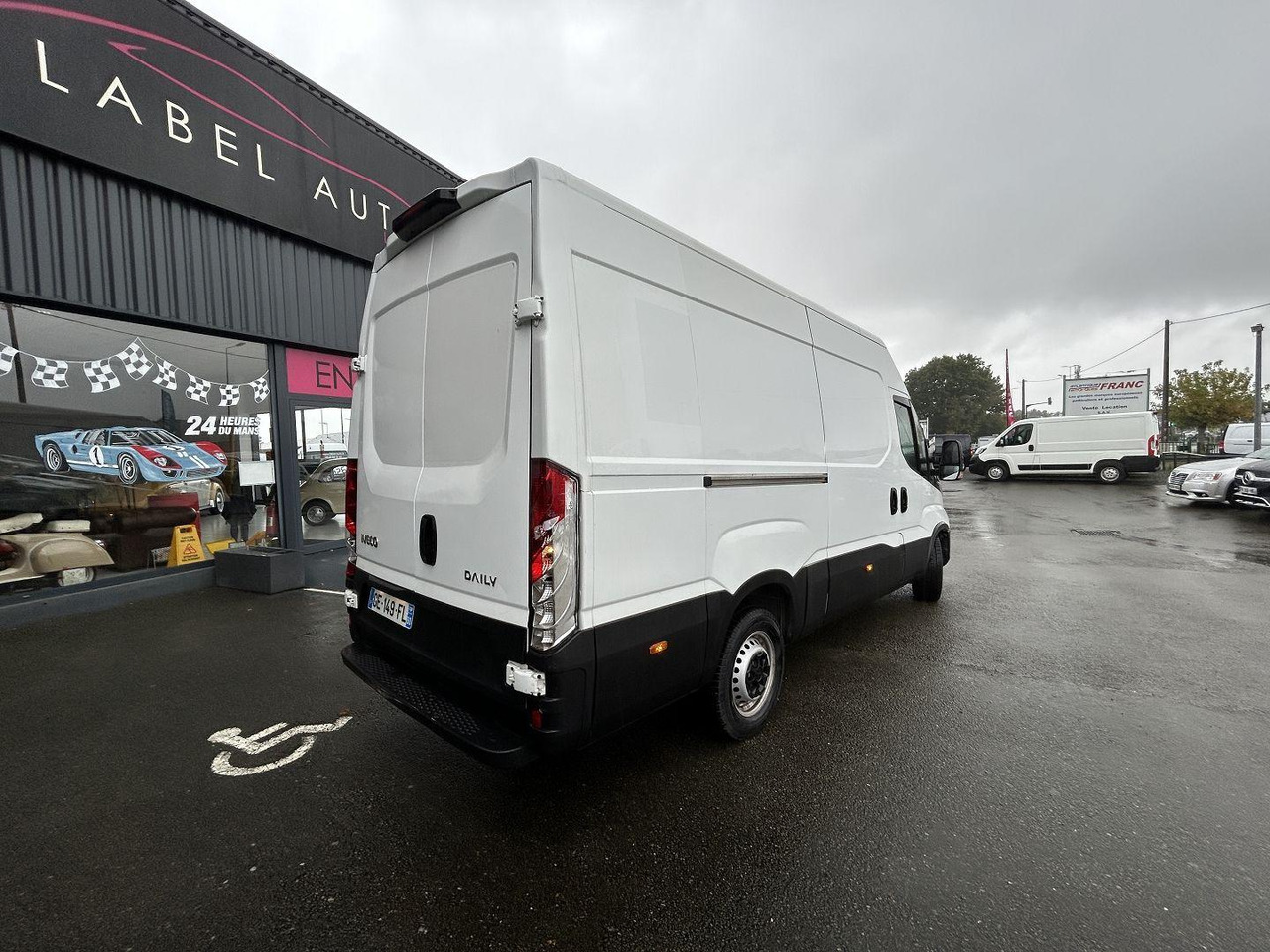 Iveco Daily 35S14 V12 - Цельнометаллический фургон: фото 5 Iveco Daily 35S14 V12 - Цельнометаллический фургон: фото 5