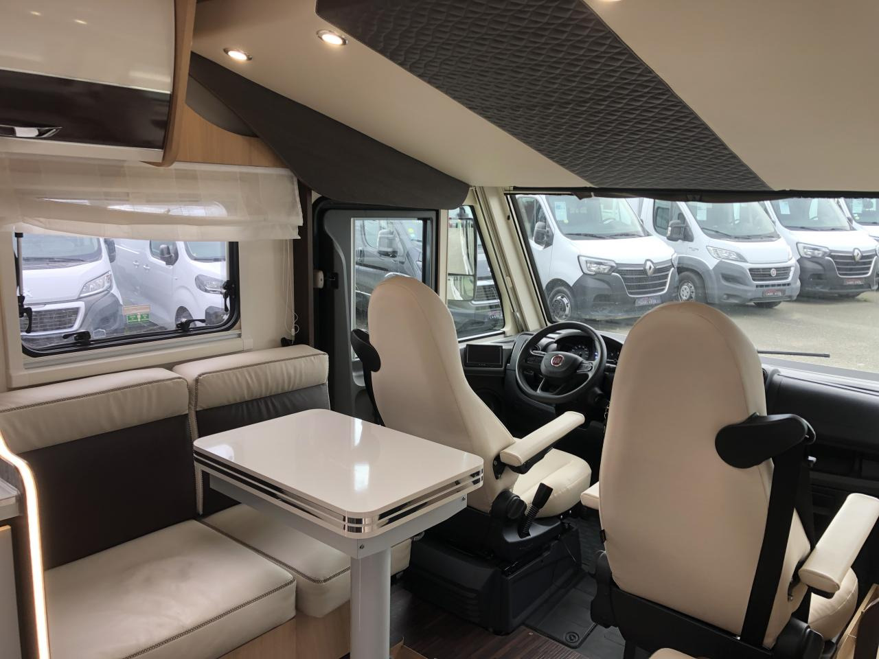 Интегрированный автодом MC LOUIS NEVIS 281: фото 6 Интегрированный автодом MC LOUIS NEVIS 281: фото 6