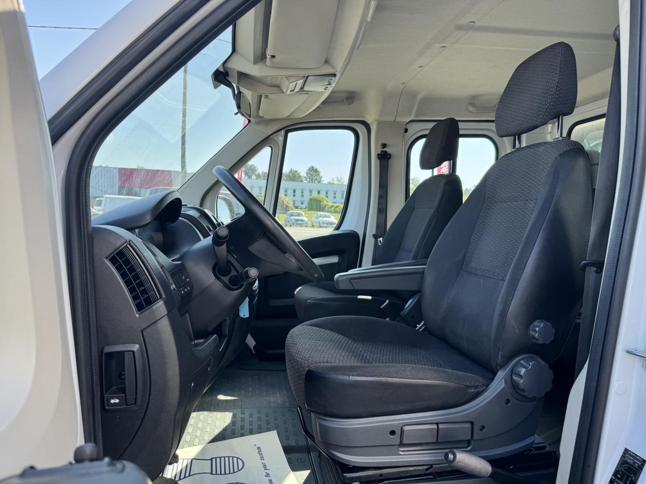 Opel Movano combi 165CH BLUEHDI S&S BENNE COFFRE DOUBLE CABINE 6 PLACES - Малотоннажный самосвал: фото 4 Opel Movano combi 165CH BLUEHDI S&S BENNE COFFRE DOUBLE CABINE 6 PLACES - Малотоннажный самосвал: фото 4