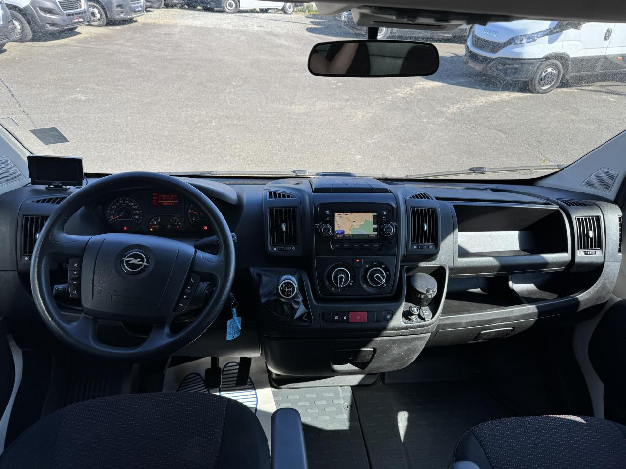 Opel Movano combi 165CH BLUEHDI S&S BENNE COFFRE DOUBLE CABINE 6 PLACES - Малотоннажный самосвал: фото 3 Opel Movano combi 165CH BLUEHDI S&S BENNE COFFRE DOUBLE CABINE 6 PLACES - Малотоннажный самосвал: фото 3