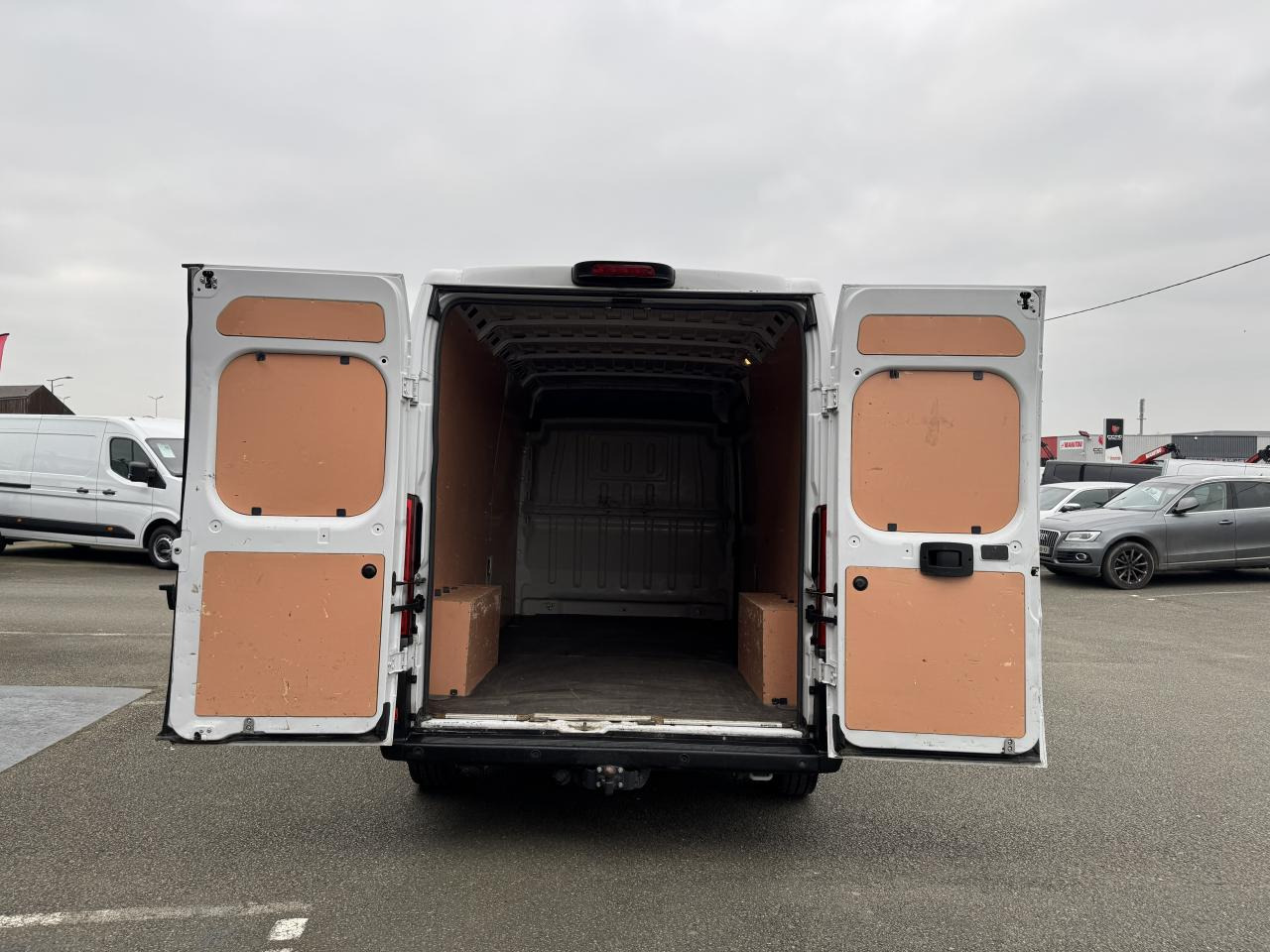 PEUGEOT BOXER 3T3 L3H2 2.2 HDI 140 CH ASPHALT - Цельнометаллический фургон: фото 3 PEUGEOT BOXER 3T3 L3H2 2.2 HDI 140 CH ASPHALT - Цельнометаллический фургон: фото 3