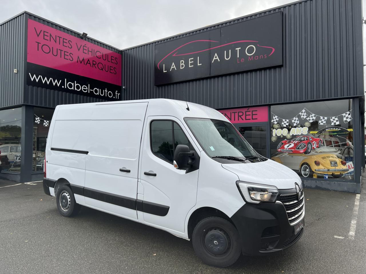 RENAULT Master Grand Confort F3300 L2H2 2.3 dCi - 135  III FOURGON Fourgon L2H2 Traction PHASE 3 - Цельнометаллический фургон: фото 1 RENAULT Master Grand Confort F3300 L2H2 2.3 dCi - 135  III FOURGON Fourgon L2H2 Traction PHASE 3 - Цельнометаллический фургон: фото 1