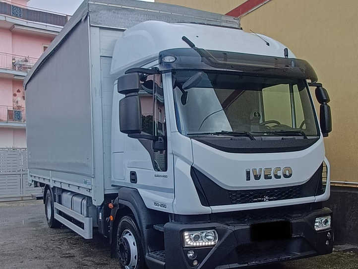 Iveco Eurocargo 150e25 telonato - Тентованный грузовик: фото 1 Iveco Eurocargo 150e25 telonato - Тентованный грузовик: фото 1
