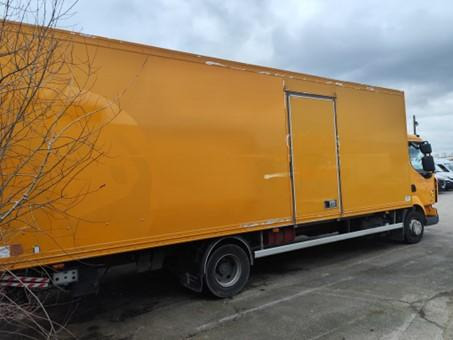 Renault Midlum 180.12 H Extra Light Fourgon polyfond avec Hayon repliable - Грузовик с закрытым кузовом: фото 2 Renault Midlum 180.12 H Extra Light Fourgon polyfond avec Hayon repliable - Грузовик с закрытым кузовом: фото 2