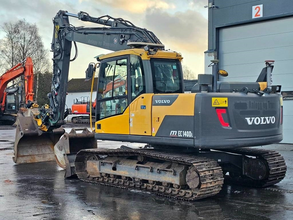 Volvo EC 140 DL - Гусеничный экскаватор: фото 3 Volvo EC 140 DL - Гусеничный экскаватор: фото 3