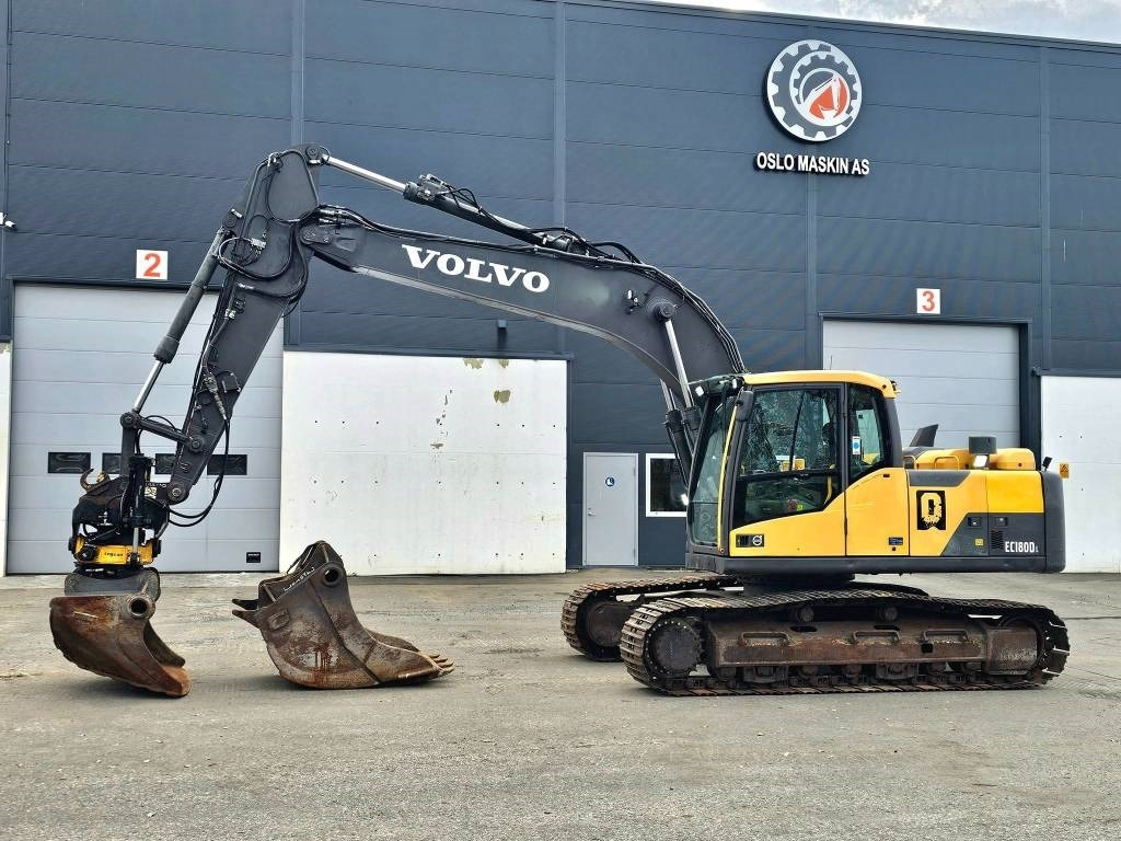 Volvo EC 180 C L - Гусеничный экскаватор: фото 2 Volvo EC 180 C L - Гусеничный экскаватор: фото 2