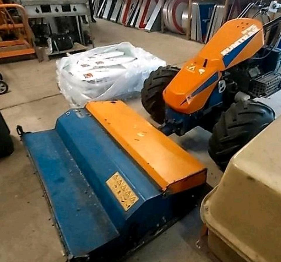 Irus SMG Motormäher Motormulcher Komtrac Böschungsmäher Böschungsmulcher Hangmäher Rasenmäher - Газонокосилка: фото 4 Irus SMG Motormäher Motormulcher Komtrac Böschungsmäher Böschungsmulcher Hangmäher Rasenmäher - Газонокосилка: фото 4
