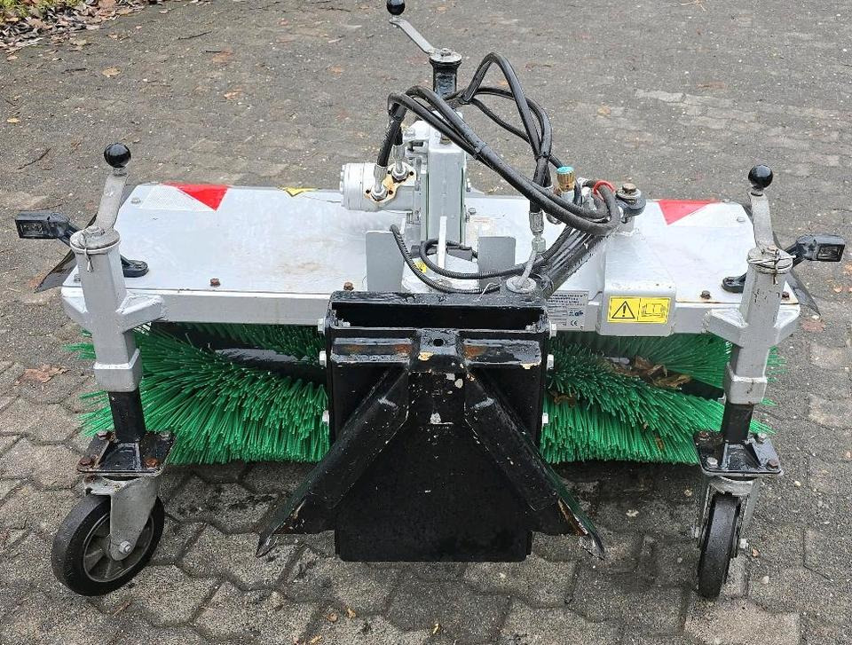 KIF CM 1600 Kehrmaschine Straßenkehrmaschine Kehrbesen für Multicar Tremo Iseki Kubota - Щетка: фото 2 KIF CM 1600 Kehrmaschine Straßenkehrmaschine Kehrbesen für Multicar Tremo Iseki Kubota - Щетка: фото 2