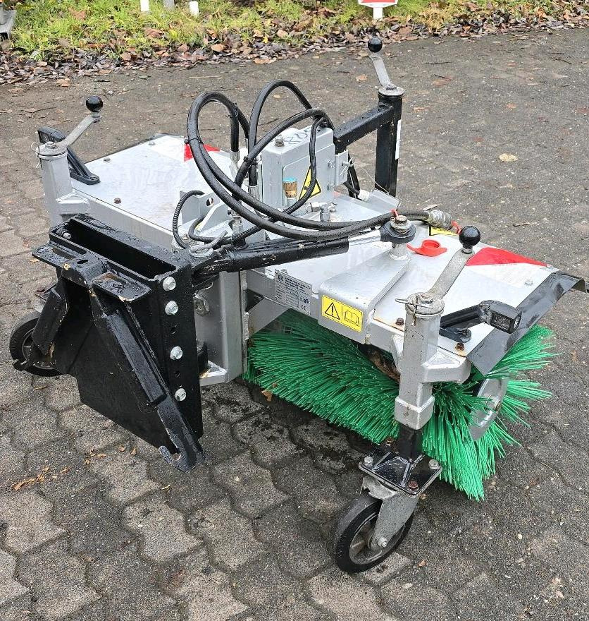 KIF CM 1600 Kehrmaschine Straßenkehrmaschine Kehrbesen für Multicar Tremo Iseki Kubota - Щетка: фото 3 KIF CM 1600 Kehrmaschine Straßenkehrmaschine Kehrbesen für Multicar Tremo Iseki Kubota - Щетка: фото 3