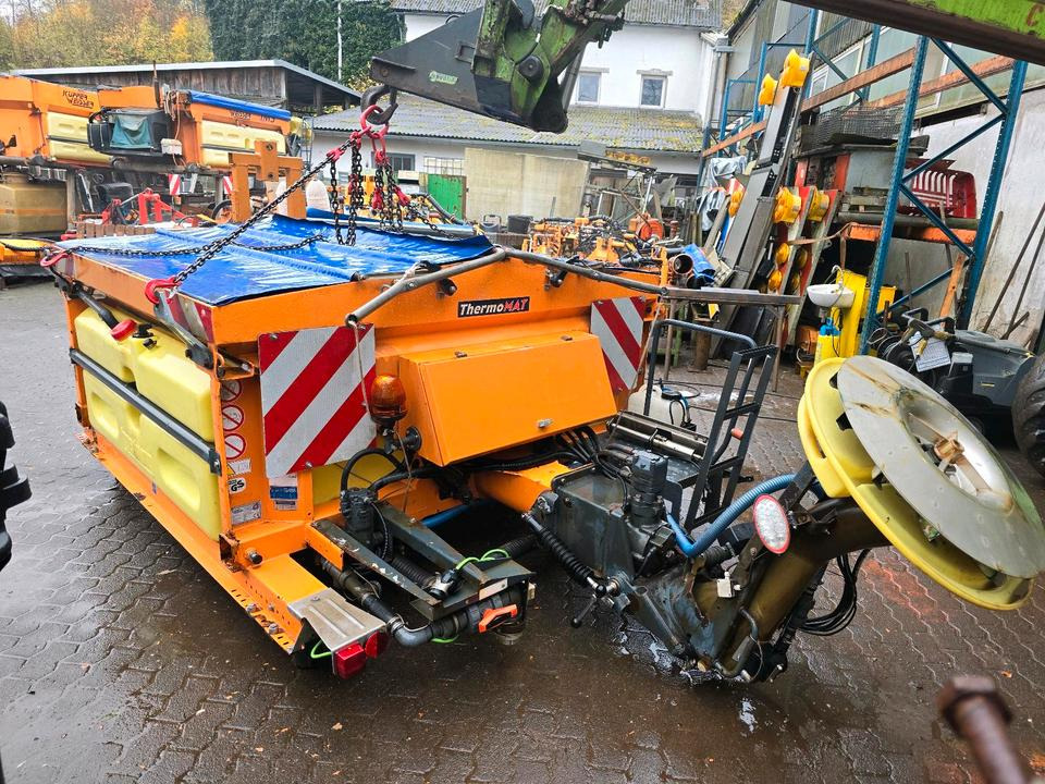Küpper-Weisser IMSSM F20020HFA Salzstreuer Salzsilo Streuautomat Winterdienst Unimog 405 U300 U 400 500 530 527 423 427 318 218 ThermoMat Schmidt Stratos Mulag Parkrahmen - Разбрасыватель песка/ Соли: фото 5 Küpper-Weisser IMSSM F20020HFA Salzstreuer Salzsilo Streuautomat Winterdienst Unimog 405 U300 U 400 500 530 527 423 427 318 218 ThermoMat Schmidt Stratos Mulag Parkrahmen - Разбрасыватель песка/ Соли: фото 5