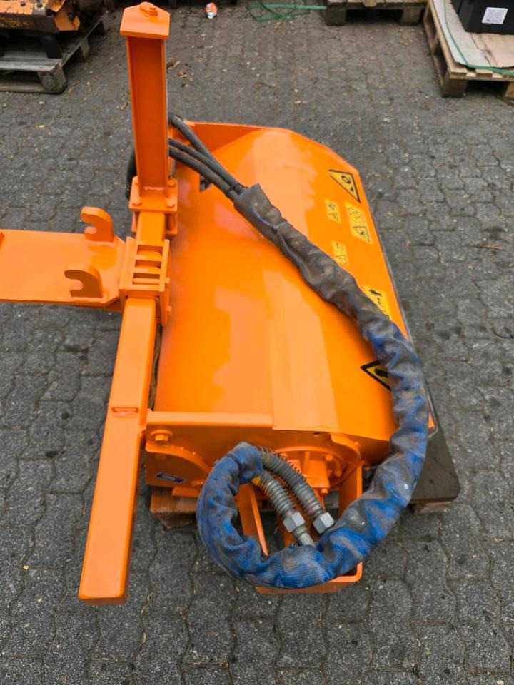 Mulag Mulchkopf MK-MSL Mähkorb Leitplankenmäher Mähausleger Böschungsmäher Böschungsmulcher Dücker Unimog 405 U300 400 500 427 423 530 - Косилка-измельчитель: фото 4 Mulag Mulchkopf MK-MSL Mähkorb Leitplankenmäher Mähausleger Böschungsmäher Böschungsmulcher Dücker Unimog 405 U300 400 500 427 423 530 - Косилка-измельчитель: фото 4