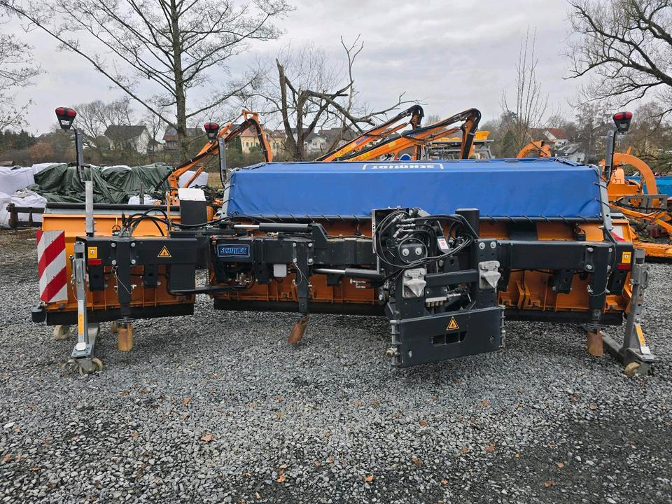 Neuer Schneepflug Schmidt ML 51-A 5,1m Schneeschild mit 24v Hydraulikanlage Schneeschieber Schmidt passend für LKW Autobahn Winterdienst - Отвал для снега: фото 3 Neuer Schneepflug Schmidt ML 51-A 5,1m Schneeschild mit 24v Hydraulikanlage Schneeschieber Schmidt passend für LKW Autobahn Winterdienst - Отвал для снега: фото 3