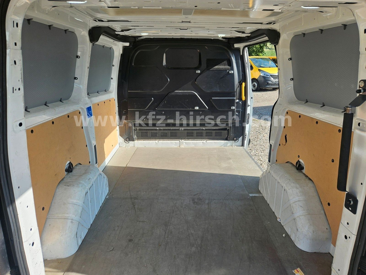 Ford Transit Custom Klima Sitzhzg Bluetooth Multi 1Hd - Цельнометаллический фургон: фото 5 Ford Transit Custom Klima Sitzhzg Bluetooth Multi 1Hd - Цельнометаллический фургон: фото 5