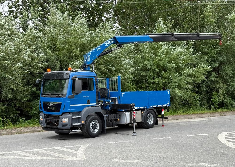 MAN * MAN 18.440 TGS * 4x4 * HDS Fassi F215 * Sprowadzony * 95 000 KM ! * Stan Jak Nowy - Грузовик бортовой/ Платформа, Автоманипулятор: фото 1 MAN * MAN 18.440 TGS * 4x4 * HDS Fassi F215 * Sprowadzony * 95 000 KM ! * Stan Jak Nowy - Грузовик бортовой/ Платформа, Автоманипулятор: фото 1
