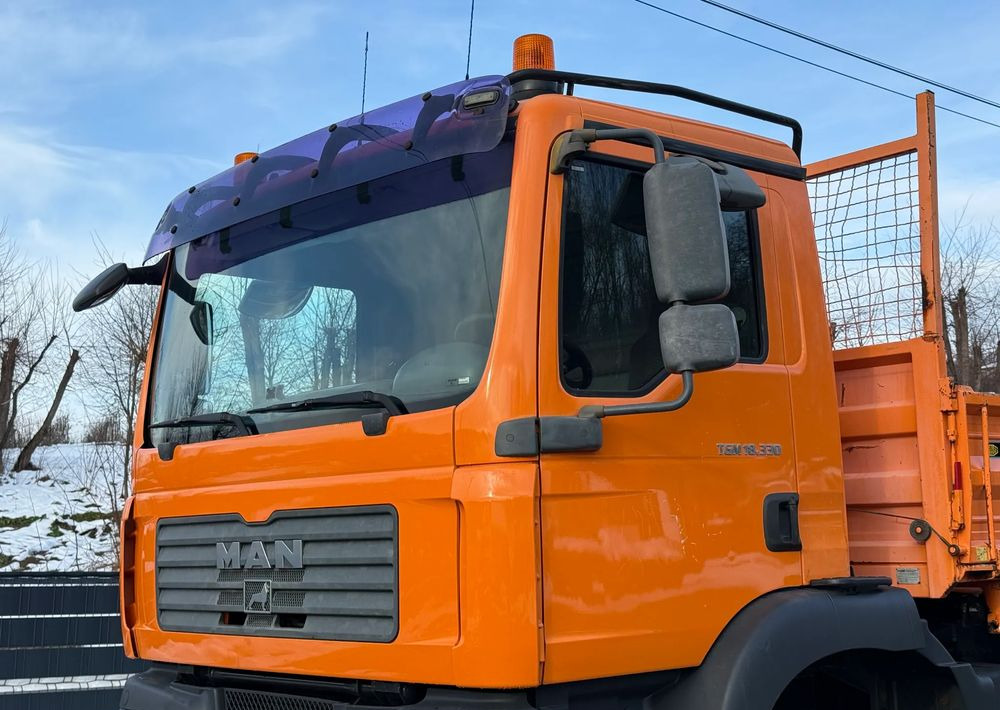 MAN * TGM 18-330 MAN 4x4 HDS Hiab 122 * Kiper Wywrotka * Bardzo Dobry Stan - Самосвал: фото 4 MAN * TGM 18-330 MAN 4x4 HDS Hiab 122 * Kiper Wywrotka * Bardzo Dobry Stan - Самосвал: фото 4