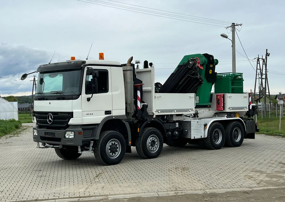 Mercedes-Benz * Mercedes 8x6 Actros 4144 * HDS Palfinger 150002 + FLY JIB PJ 170 * Dźwig * 40 TON * Wyciągarka * 35 Metrów * Kosz * - Автоманипулятор: фото 2 Mercedes-Benz * Mercedes 8x6 Actros 4144 * HDS Palfinger 150002 + FLY JIB PJ 170 * Dźwig * 40 TON * Wyciągarka * 35 Metrów * Kosz * - Автоманипулятор: фото 2