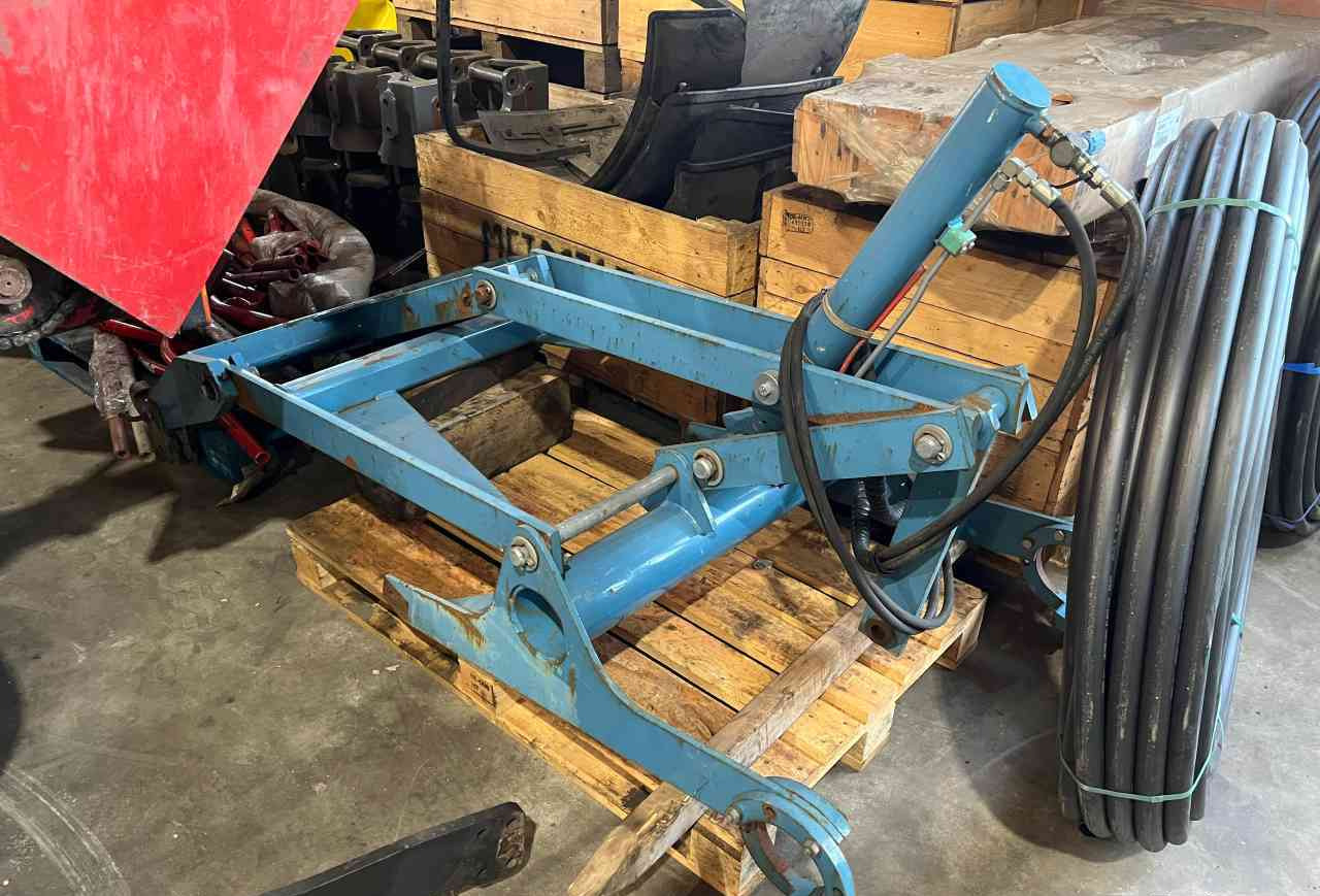 Imants Hef passend aan onderImants 47 spitmachine grondbewerking - Техника для обработки почвы: фото 1 Imants Hef passend aan onderImants 47 spitmachine grondbewerking - Техника для обработки почвы: фото 1