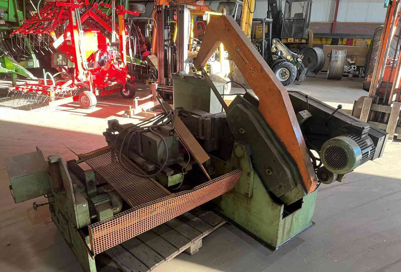 Kasto beugelzaagmachine diversen - Станок: фото 2 Kasto beugelzaagmachine diversen - Станок: фото 2