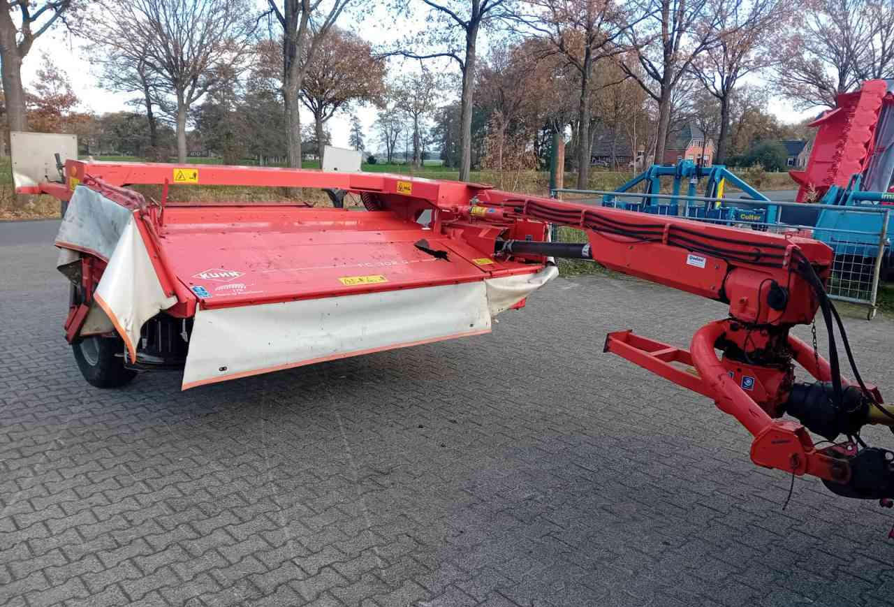 Kuhn FC302G getrokken schijvenmaaier *Verkocht/sold* - Косилка: фото 4 Kuhn FC302G getrokken schijvenmaaier *Verkocht/sold* - Косилка: фото 4