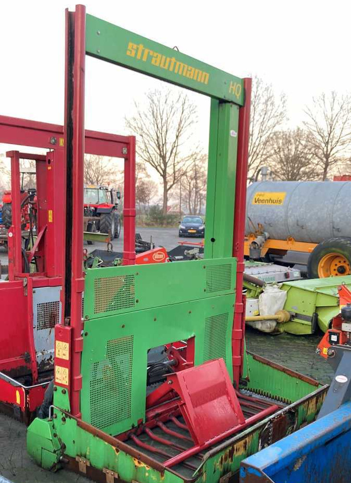 Strautmann HQ 3800 kuilsnijder voermachines - Техника для силоса: фото 2 Strautmann HQ 3800 kuilsnijder voermachines - Техника для силоса: фото 2