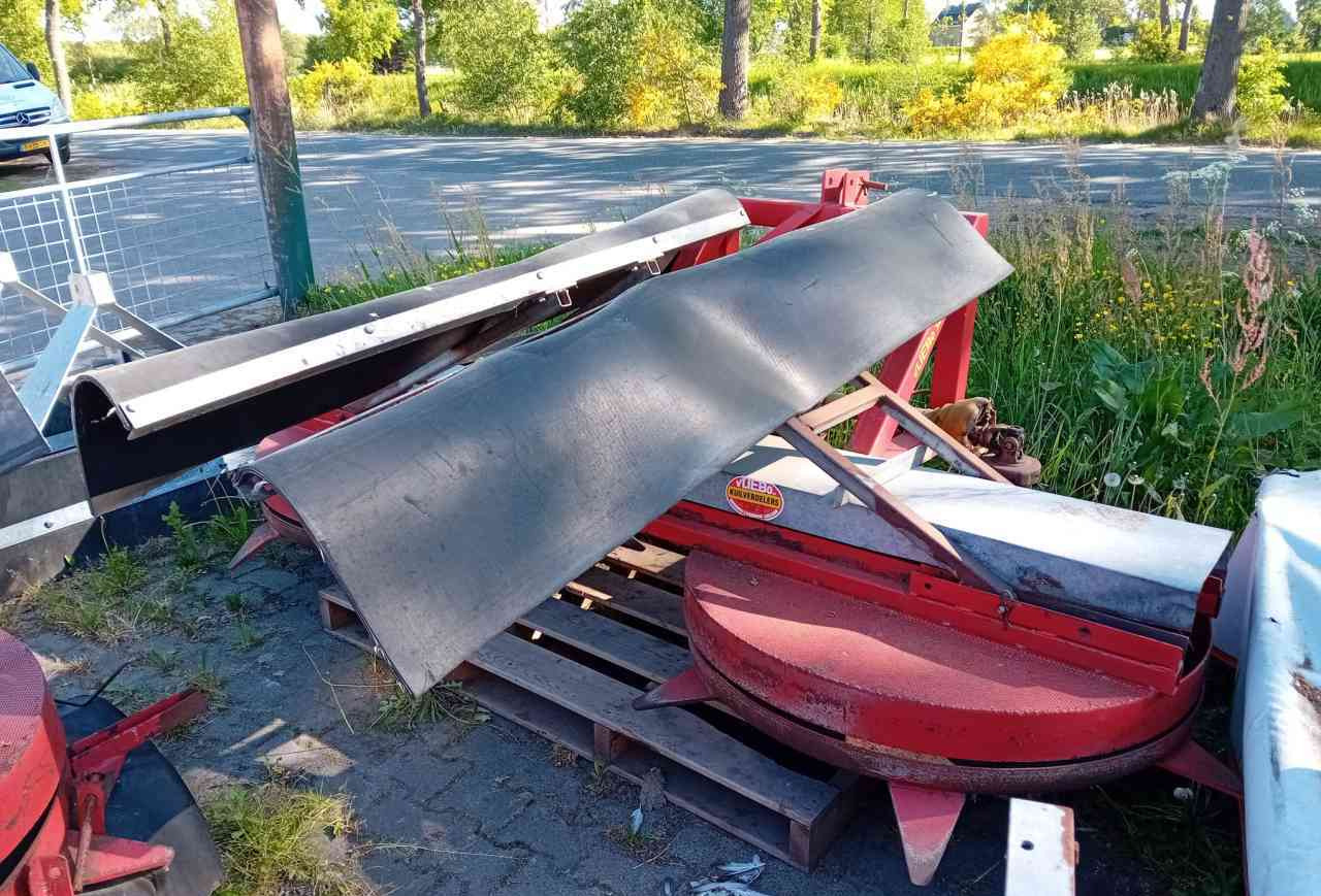 Vliebo VLK1100 kuilverdeler - Измельчитель соломы: фото 3 Vliebo VLK1100 kuilverdeler - Измельчитель соломы: фото 3