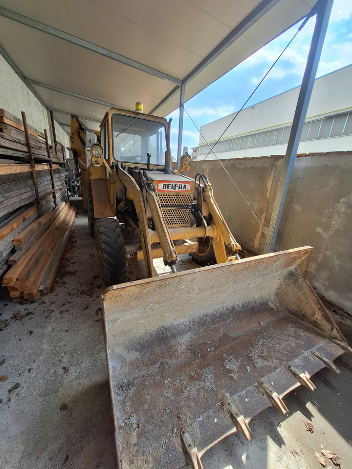 Benfra 7534B - Экскаватор-погрузчик: фото 3 Benfra 7534B - Экскаватор-погрузчик: фото 3