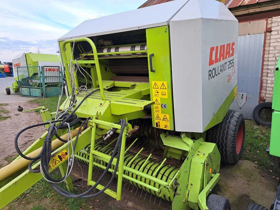 PRASA ROLUJĄCA CLAAS 255 RC - Пресс-подборщик рулонный: фото 1 PRASA ROLUJĄCA CLAAS 255 RC - Пресс-подборщик рулонный: фото 1