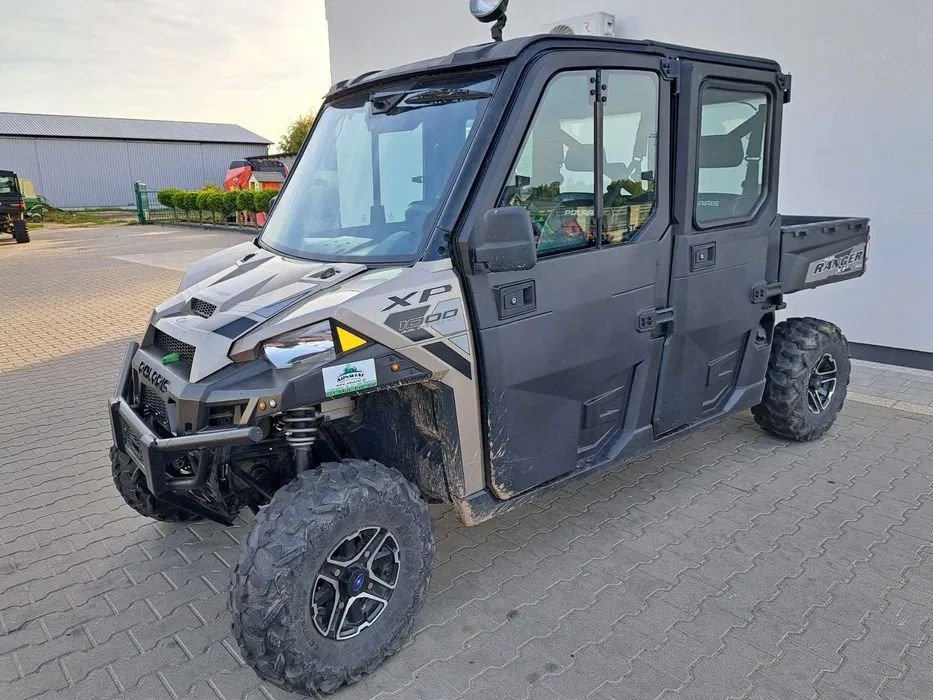 Polaris Ranger XP 1000 CREW 6-osobowy + pług do śniegu - Квадроцикл: фото 1 Polaris Ranger XP 1000 CREW 6-osobowy + pług do śniegu - Квадроцикл: фото 1