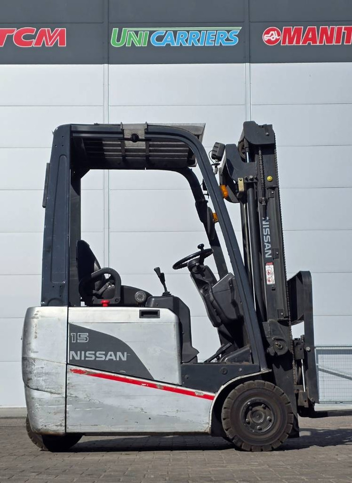 Nissan 1N1L 15Q - Электропогрузчик: фото 3 Nissan 1N1L 15Q - Электропогрузчик: фото 3