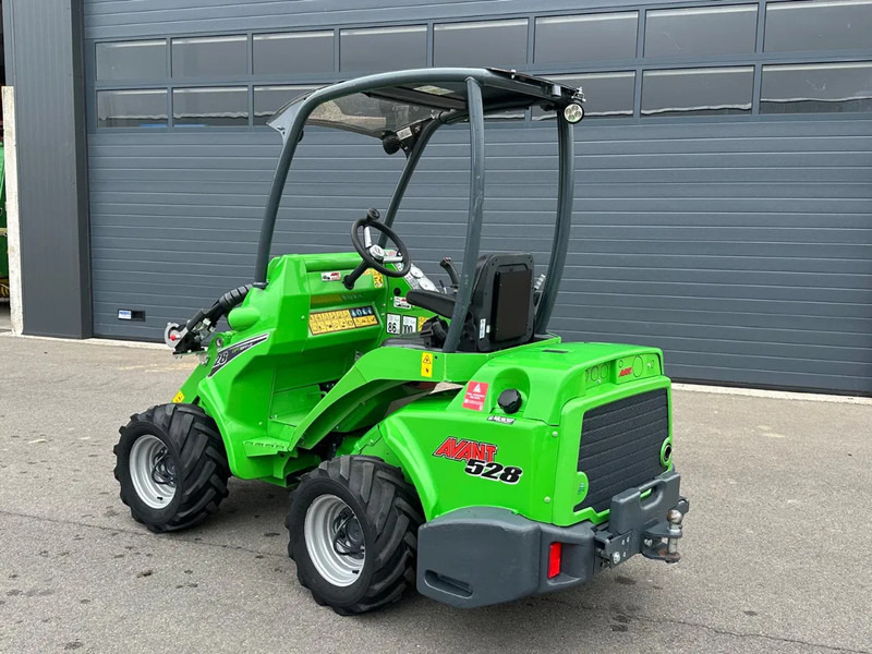 Avant 528 mini-shovel - Гусеничный мини-погрузчик: фото 5 Avant 528 mini-shovel - Гусеничный мини-погрузчик: фото 5