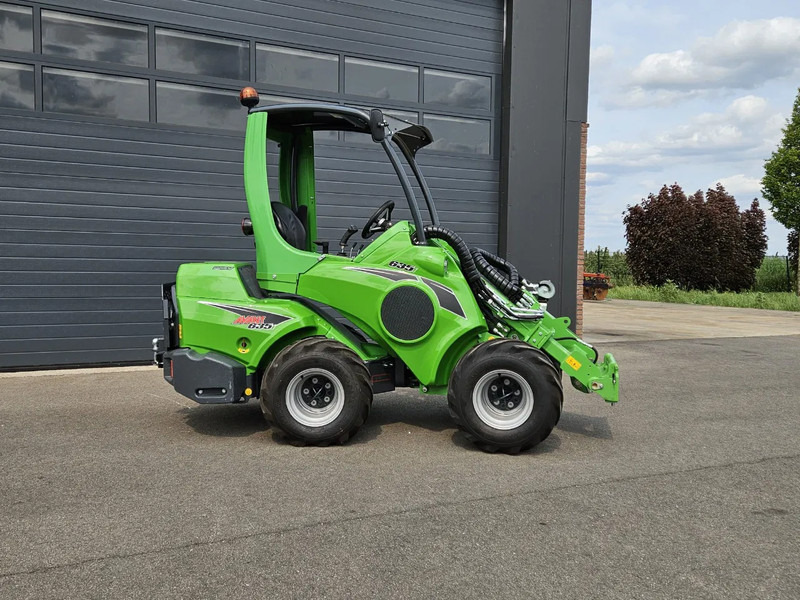 Avant 635i Rental mini-shovel - Гусеничный мини-погрузчик: фото 2 Avant 635i Rental mini-shovel - Гусеничный мини-погрузчик: фото 2