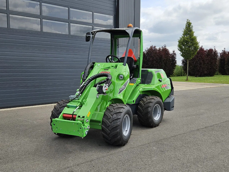 Гусеничный мини-погрузчик Avant 755i Rental mini-shovel: фото 11 Гусеничный мини-погрузчик Avant 755i Rental mini-shovel: фото 11