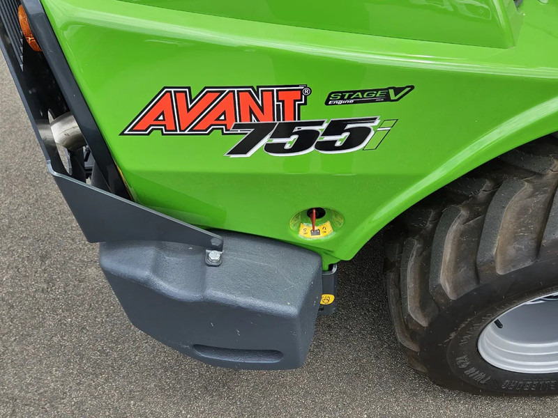 Гусеничный мини-погрузчик Avant 755i Rental mini-shovel: фото 18 Гусеничный мини-погрузчик Avant 755i Rental mini-shovel: фото 18