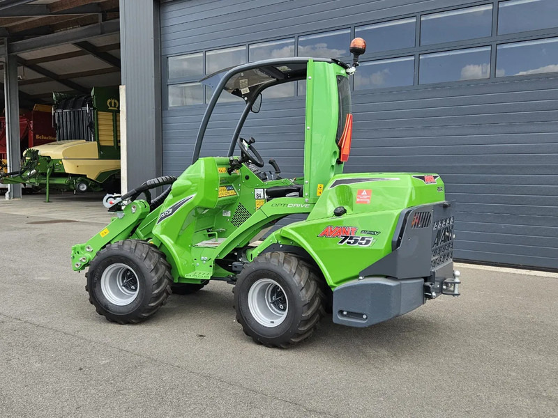 Гусеничный мини-погрузчик Avant 755i Rental mini-shovel: фото 8 Гусеничный мини-погрузчик Avant 755i Rental mini-shovel: фото 8