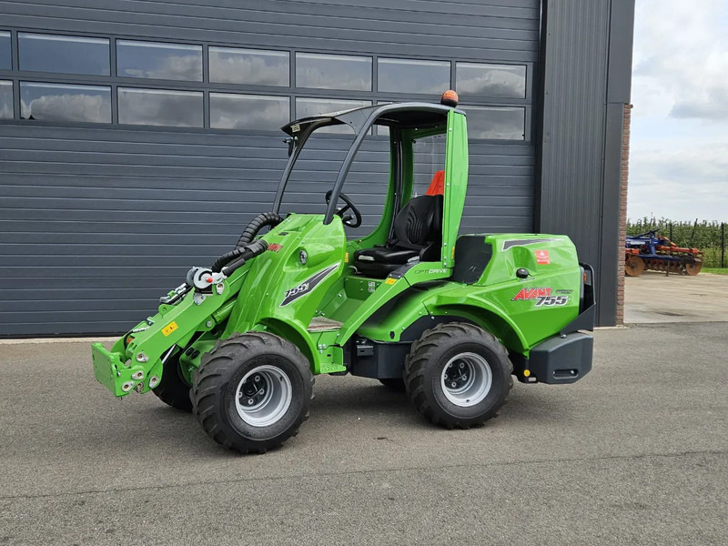 Гусеничный мини-погрузчик Avant 755i Rental mini-shovel: фото 10 Гусеничный мини-погрузчик Avant 755i Rental mini-shovel: фото 10