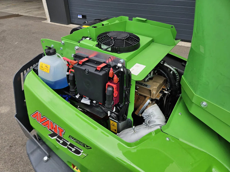 Гусеничный мини-погрузчик Avant 755i Rental mini-shovel: фото 20 Гусеничный мини-погрузчик Avant 755i Rental mini-shovel: фото 20